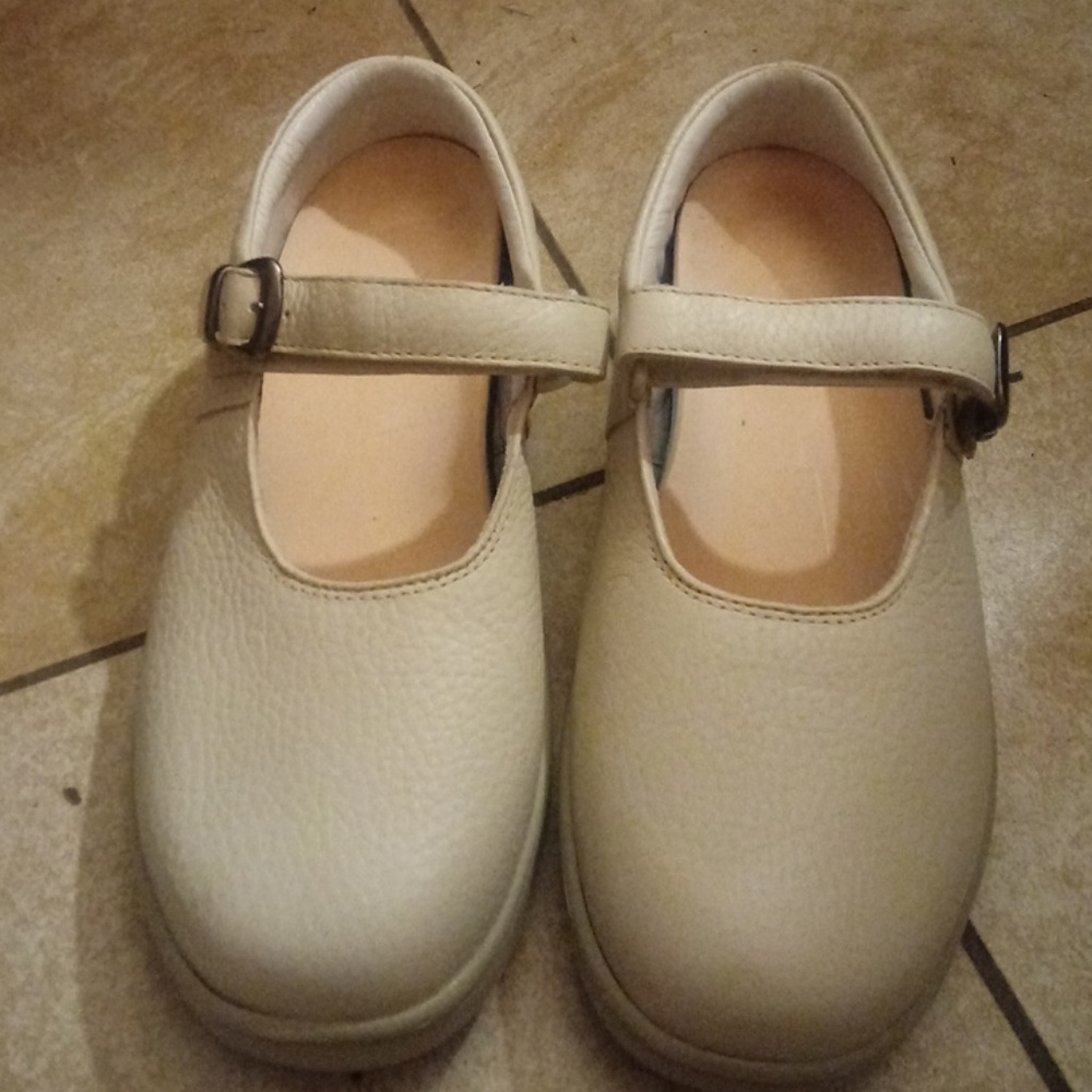 Merry jane dr comfort shoes